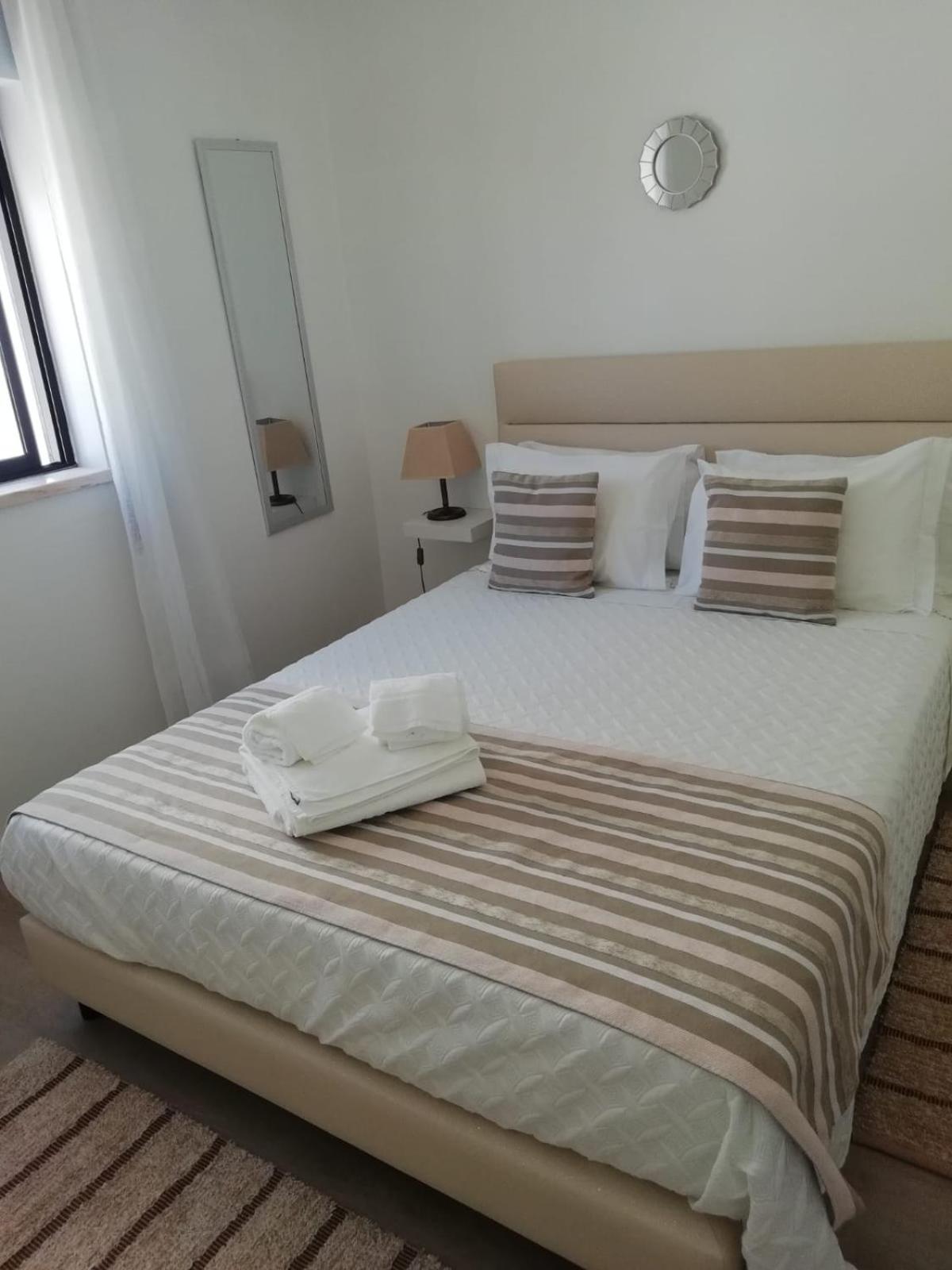 Olhos D'Agua - Penthouse Apartment Nazare Exterior photo